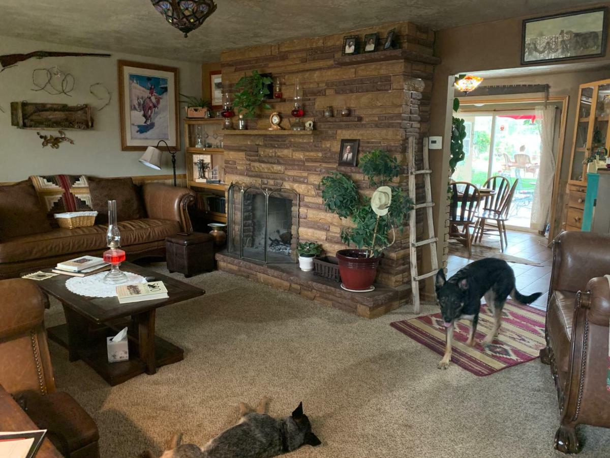 Zion'S Backyard Bed And Breakfast Colorado City Eksteriør bilde